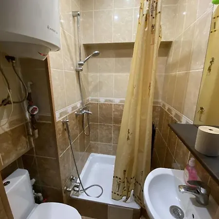 возле вокзала в сердце одессы студія Odessa