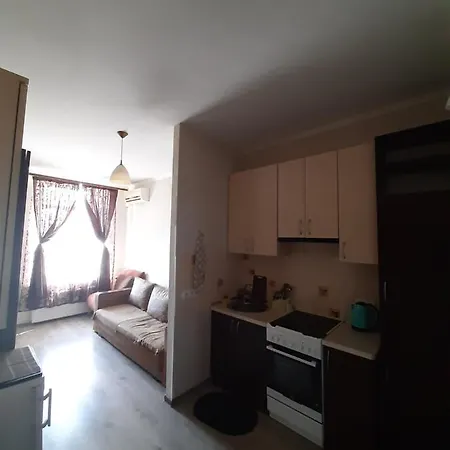 возле вокзала в сердце одессы студія * 오데사